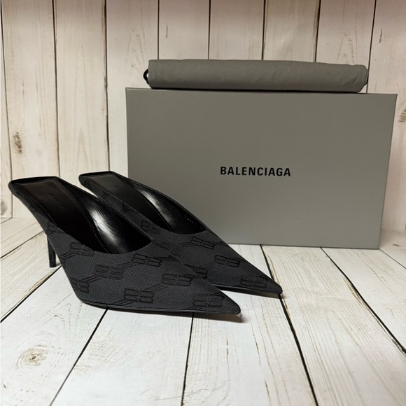 Balenciaga ‘Knife’ BB Monogram Jacquard Pointed Toe Mule Grey/Black Sz 37 / 7 - Picture 1 of 14